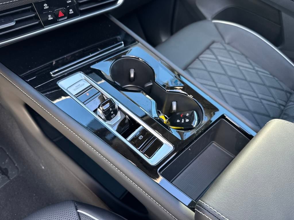 New 2025 Volkswagen Atlas SEL Premium R-Line image 26