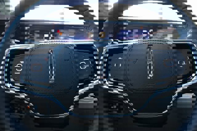 New 2026 Lincoln Nautilus Reserve image 35