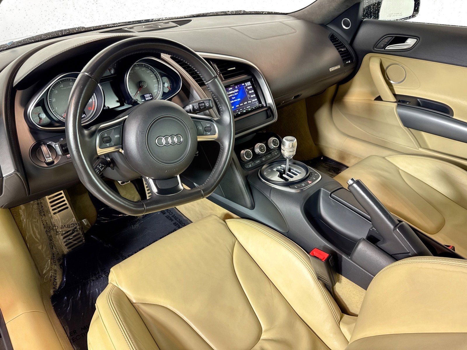 Used 2009 Audi R8 V8 image 4