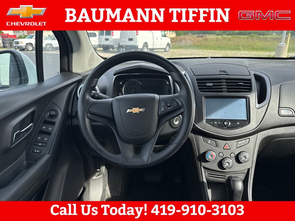 Used 2015 Chevrolet Trax LS FWD image 22