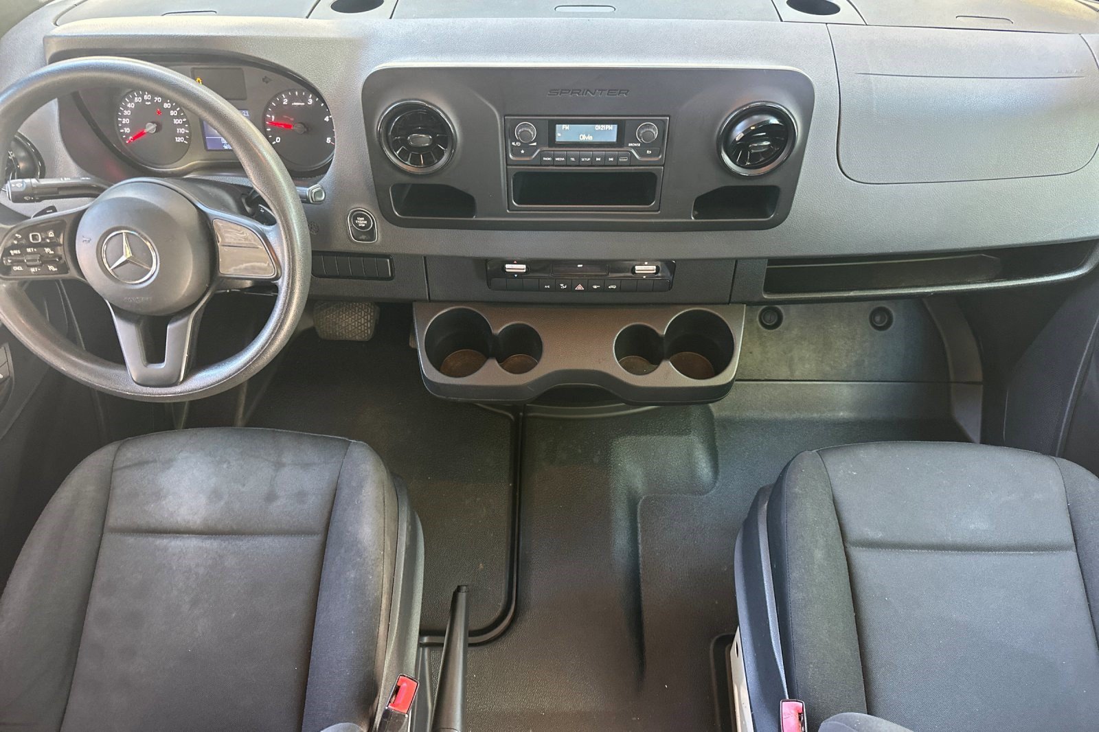 Used 2022 Mercedes-Benz Sprinter 2500 image 25