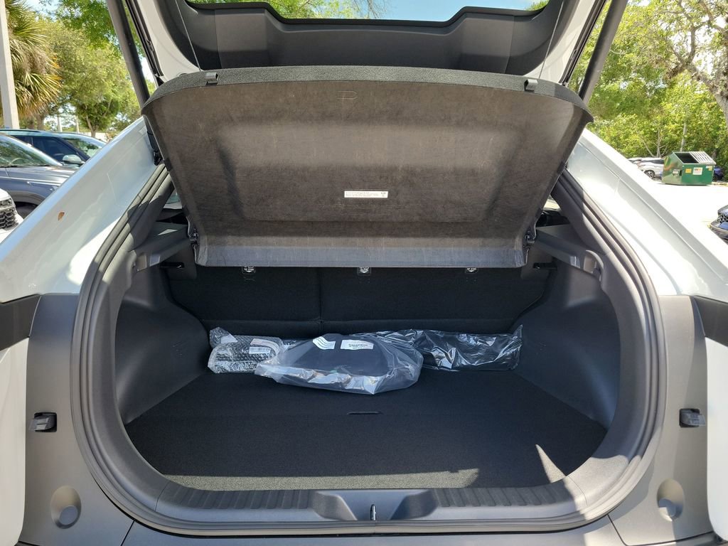 New 2026 Toyota C-HR w/ Cold Weather Package AWD/4WD image 29
