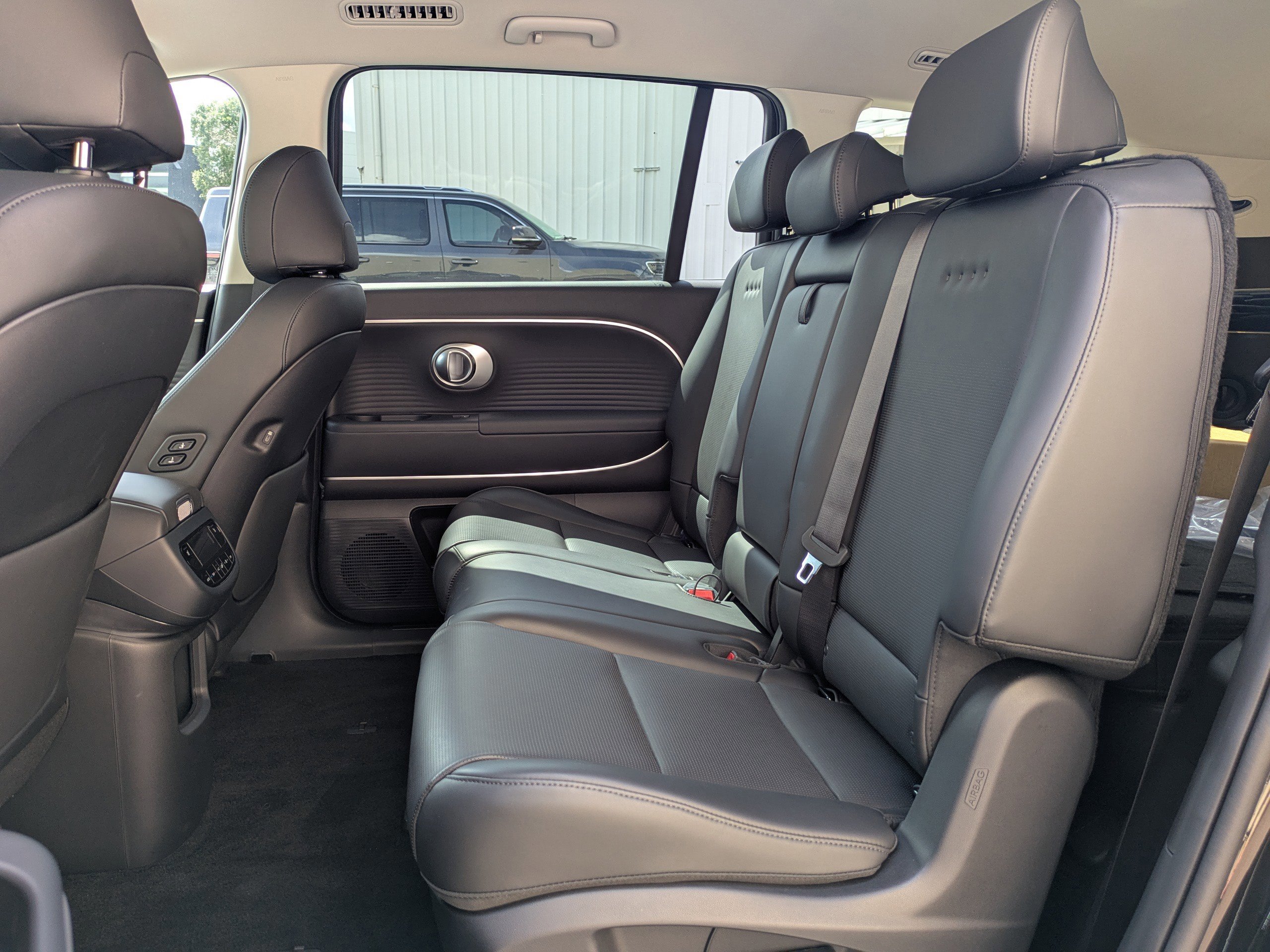 New 2026 Hyundai Ioniq 9 SEL image 15