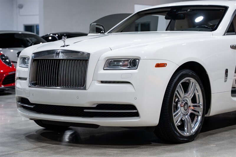 Used 2016 Rolls-Royce Wraith RWD image 62