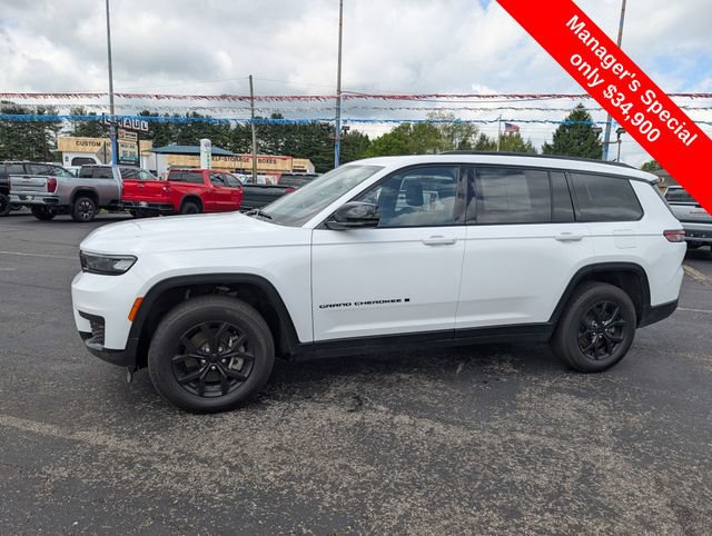 Used 2024 Jeep Grand Cherokee L Altitude AWD/4WD image 4