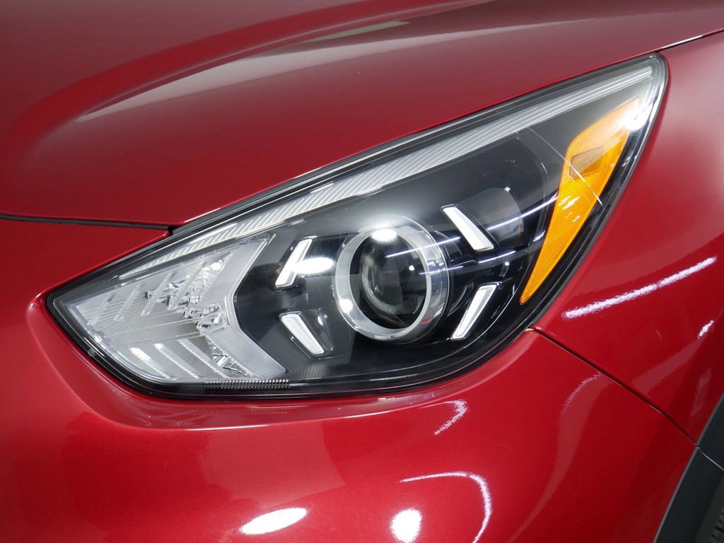Certified 2022 Kia Niro EX Premium FWD image 15