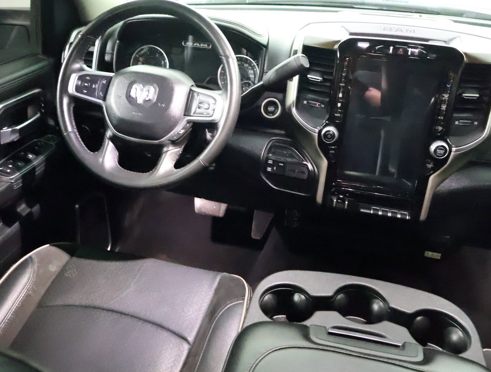 Used 2024 RAM 2500 Laramie image 30