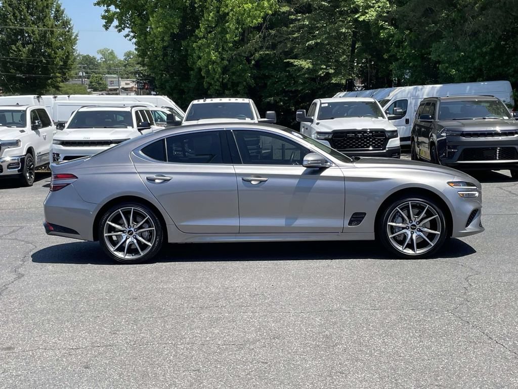 Used 2026 Genesis G70 2.5T AWD/4WD image 9