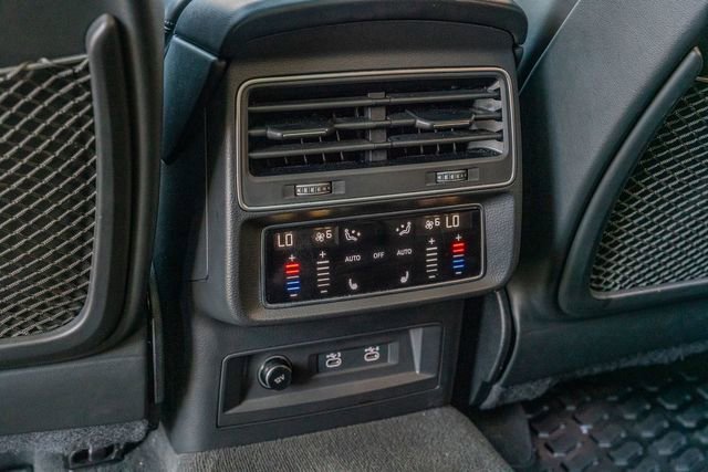 Used 2021 Audi Q8 Prestige w/ Prestige Package image 36