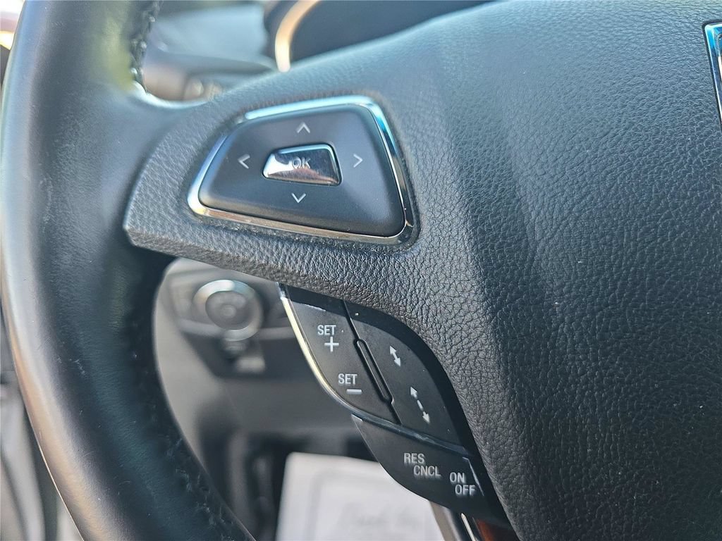 Used 2016 Lincoln MKX Reserve w/ Luxury Package FWD image 27
