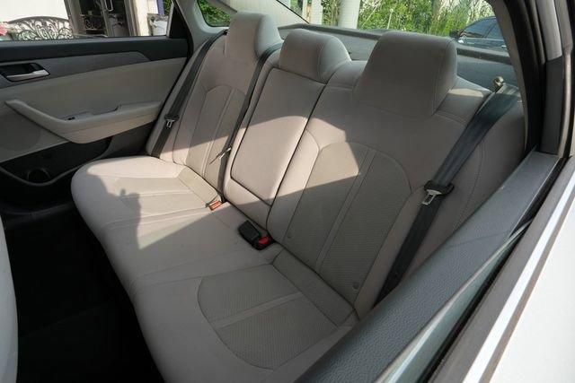 Used 2018 Hyundai Sonata SE FWD image 22