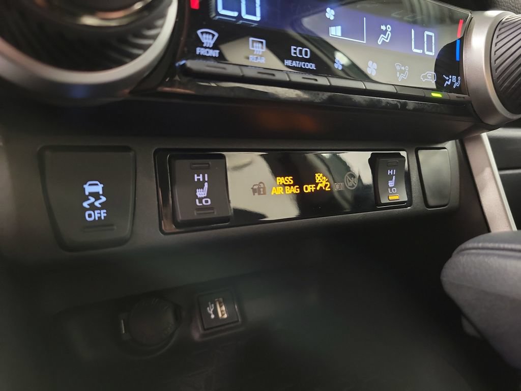 Used 2023 Toyota RAV4 XLE w/ Convenience Package AWD/4WD image 18