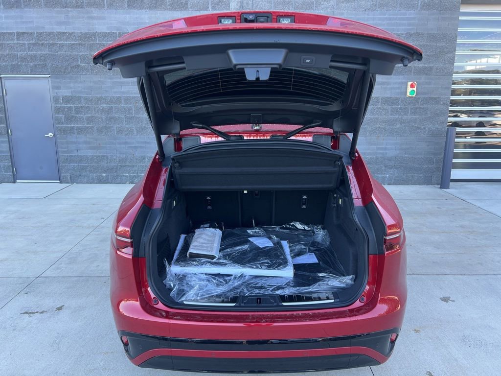 New 2025 Jaguar F-PACE R-Dynamic S image 9