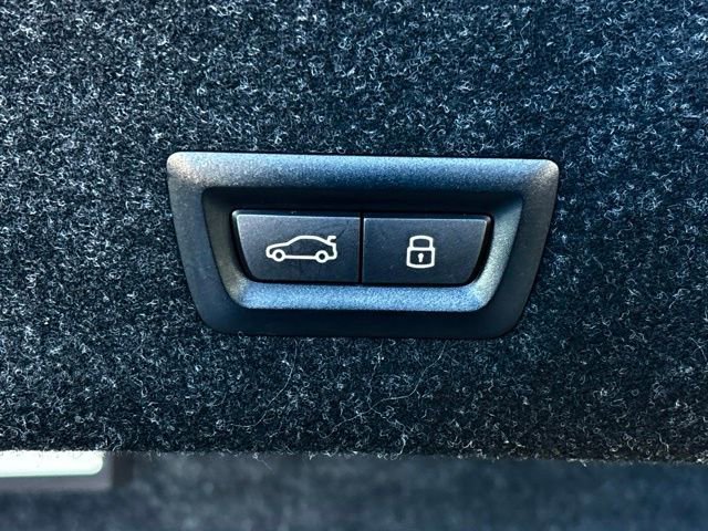 Used 2024 BMW M340i w/ Premium Package image 31