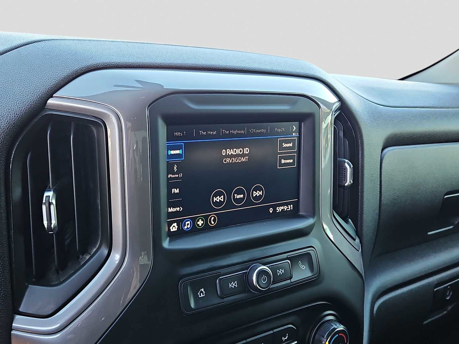 Used 2020 Chevrolet Silverado 1500 Custom w/ Custom Value Package image 24