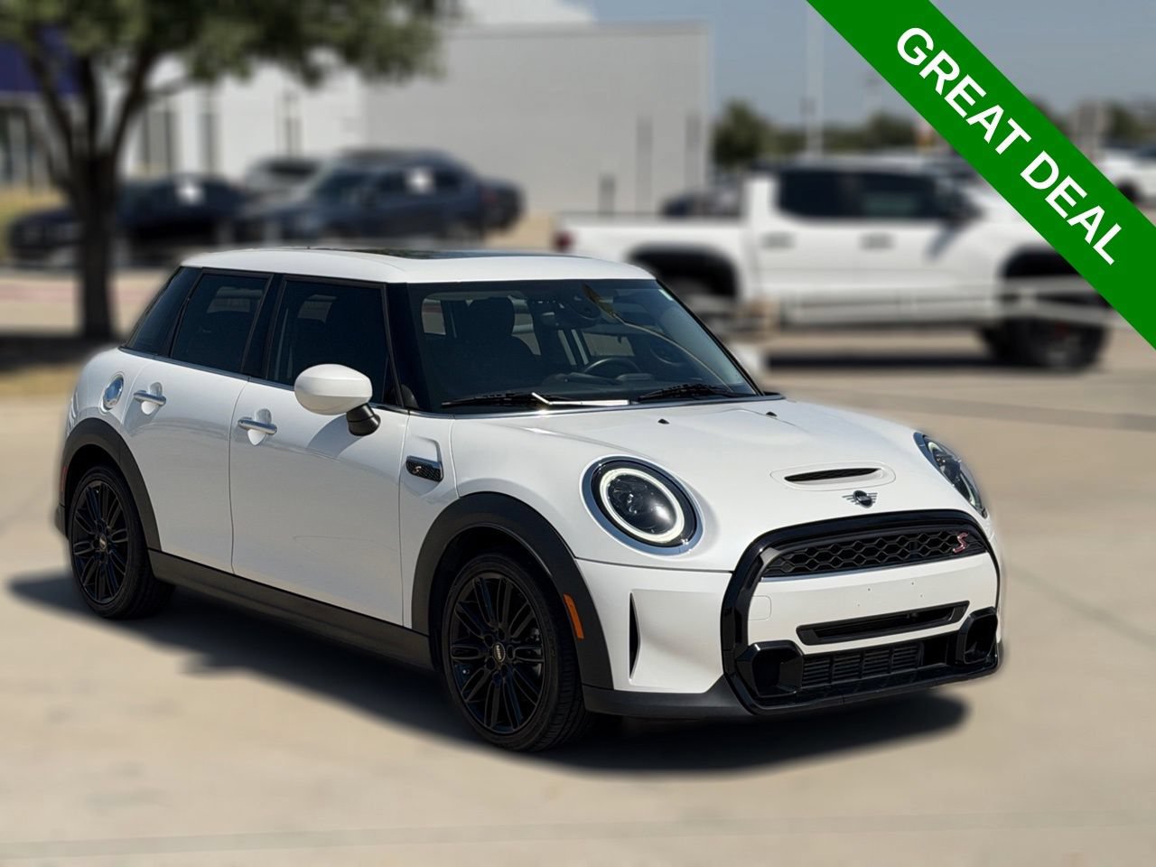 Used 2024 MINI Cooper S FWD image 5