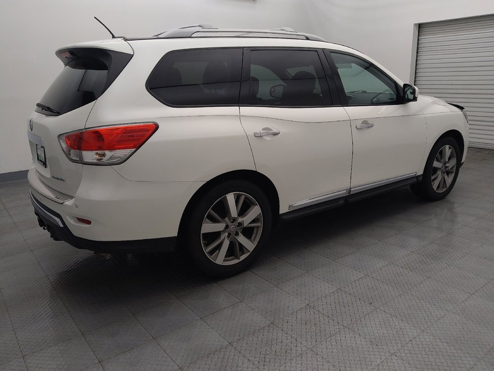 Used 2016 Nissan Pathfinder Platinum image 10