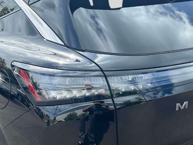 Used 2025 Nissan Murano SL AWD/4WD image 10