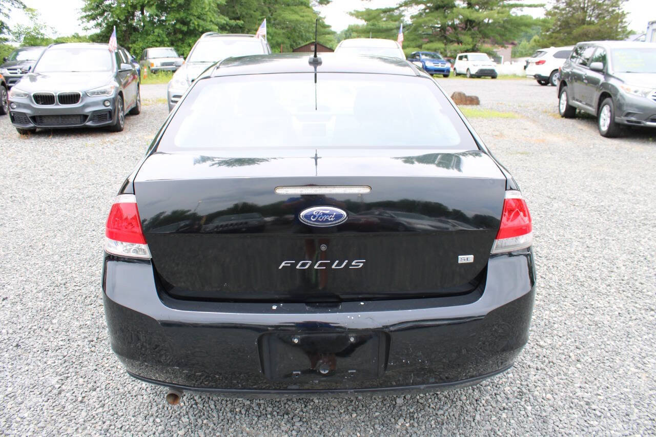 Used 2008 Ford Focus SE FWD image 8