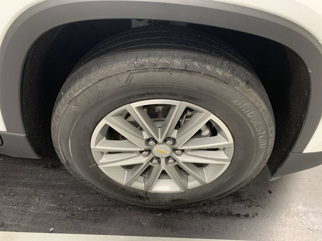 Certified 2023 Chevrolet Traverse LT AWD/4WD image 8