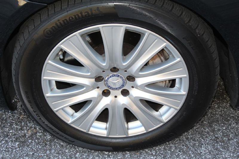 Used 2015 Mercedes-Benz S 550 4MATIC Sedan image 29