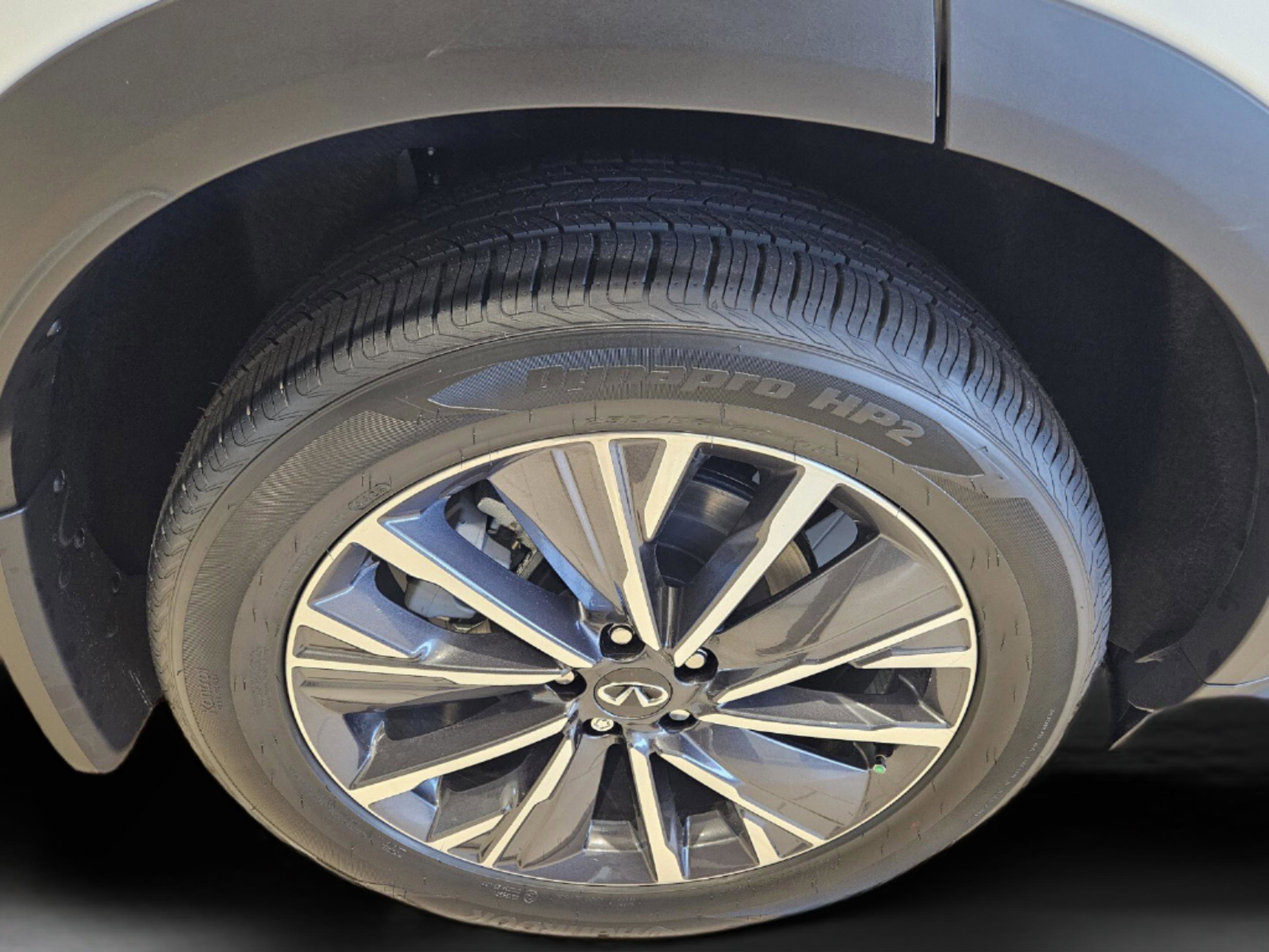 New 2026 INFINITI QX60 Luxe image 22