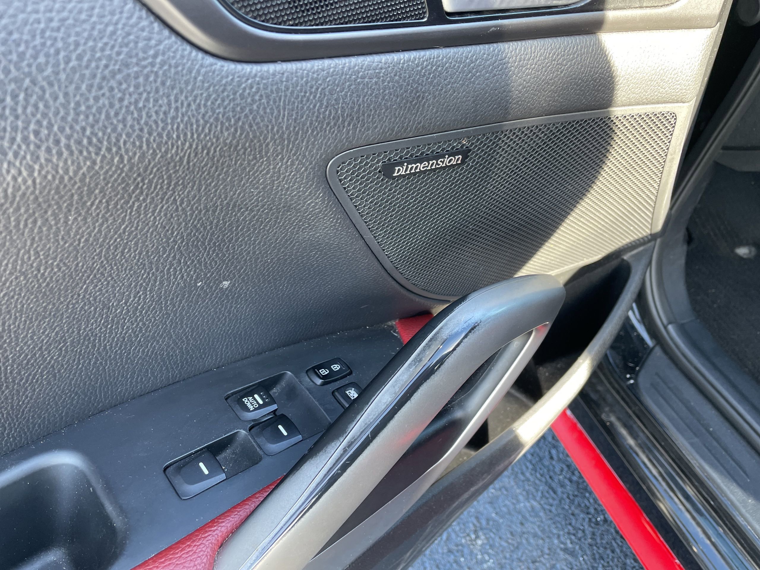 Used 2017 Hyundai Veloster Turbo R-Spec image 10