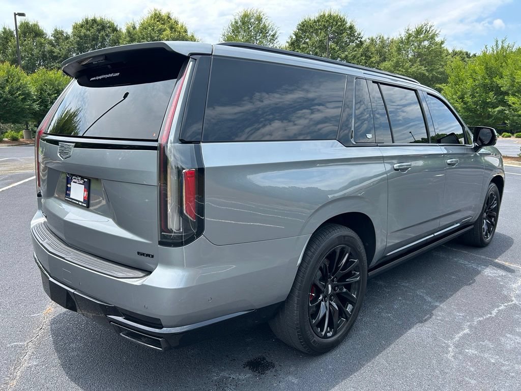 Used 2023 Cadillac Escalade ESV Sport Platinum w/ LPO, ONYX Package AWD/4WD image 23