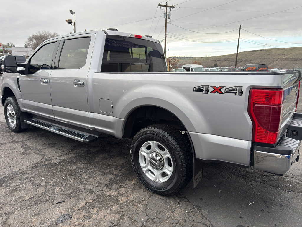 Used 2020 Ford F250 XLT w/ XLT Premium Package image 3