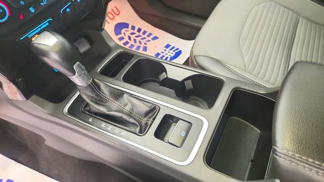 Used 2018 Ford Escape SE w/ SE Sport Appearance Package AWD/4WD image 13