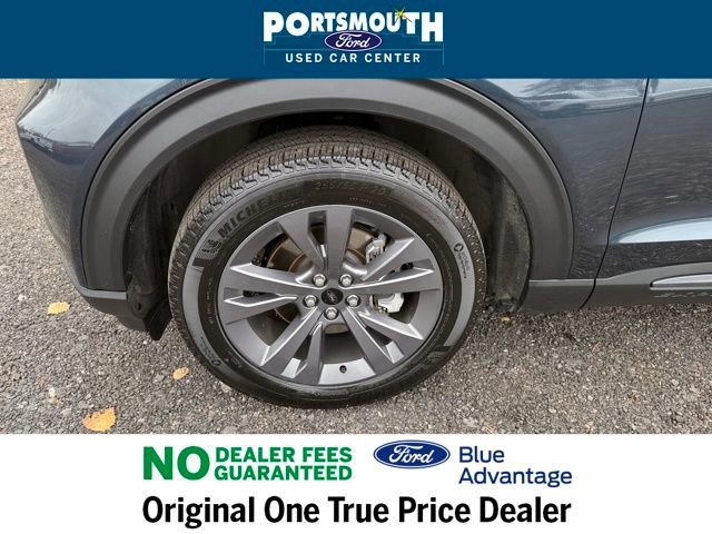 Certified 2023 Ford Explorer XLT w/ Equipment Group 202A image 28