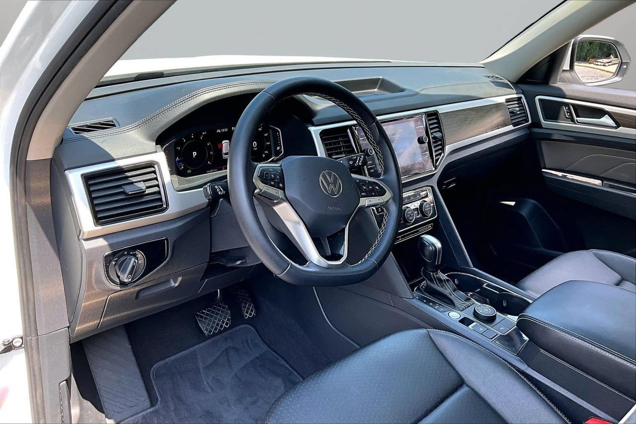 Used 2023 Volkswagen Atlas SE AWD/4WD image 18