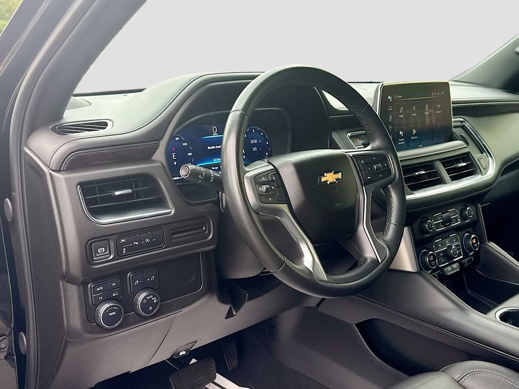 Used 2024 Chevrolet Suburban LT AWD/4WD image 34