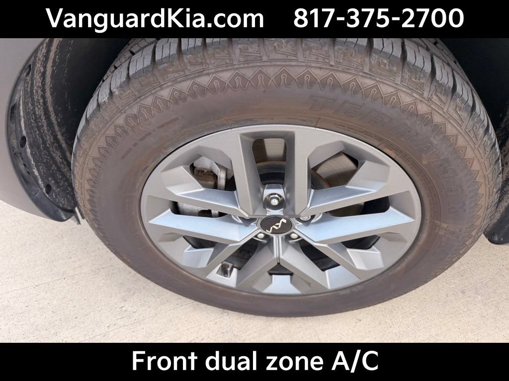 Certified 2024 Kia Telluride LX AWD/4WD image 8