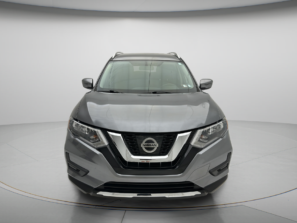 Used 2017 Nissan Rogue SV AWD/4WD image 2