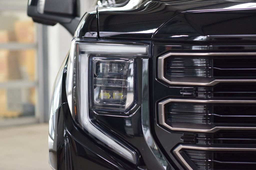 Used 2023 GMC Sierra 1500 AT4X w/ AT4X AEV Edition AWD/4WD image 12