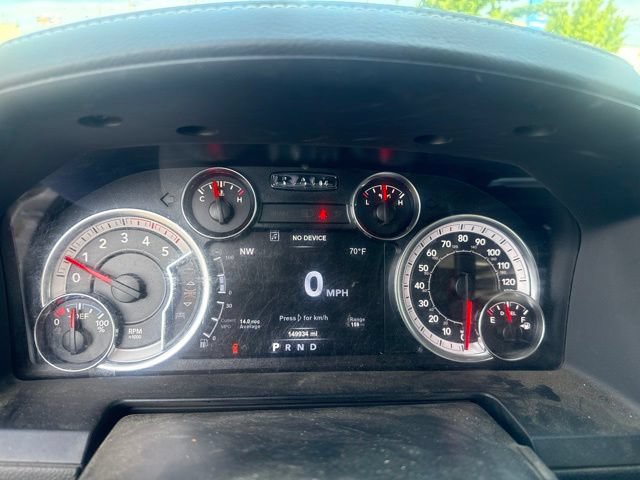 Used 2018 RAM 3500 Laramie w/ Cold Weather Group AWD/4WD image 2