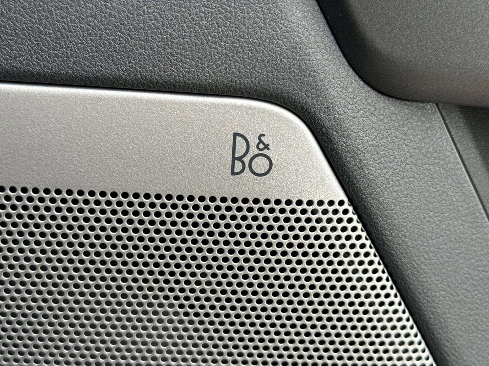 New 2026 Ford F250 Lariat w/ FX4 Off-Road Package image 19