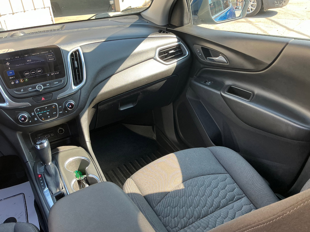 Used 2019 Chevrolet Equinox LT w/ Sun & Navigation Package image 20