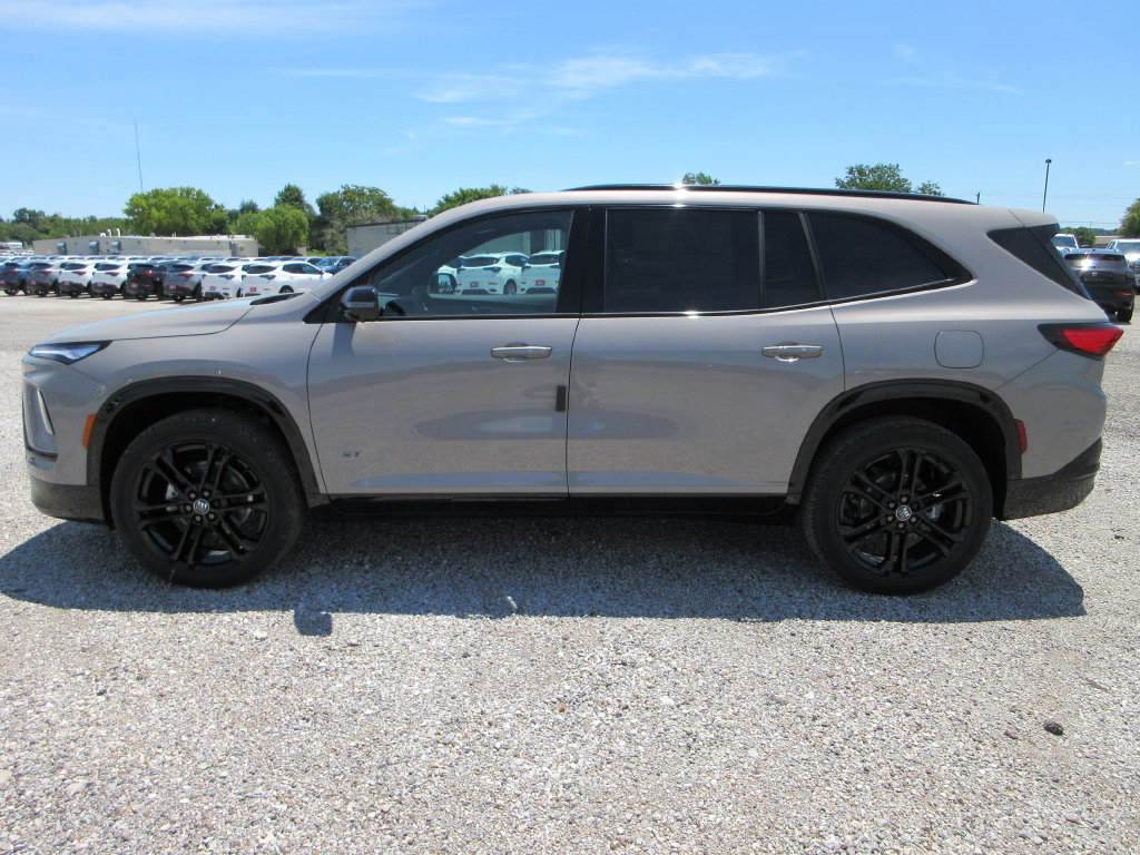 New 2026 Buick Enclave Sport Touring w/ Power Package FWD image 7