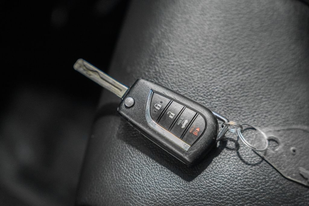 Used 2024 Toyota Camry SE FWD image 38