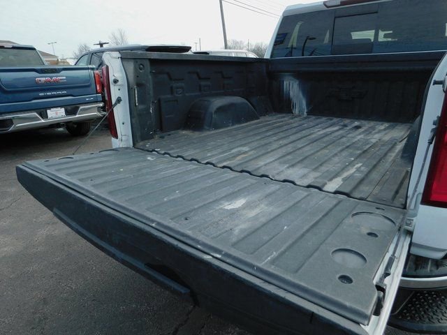 Used 2020 Chevrolet Silverado 1500 LTZ image 12