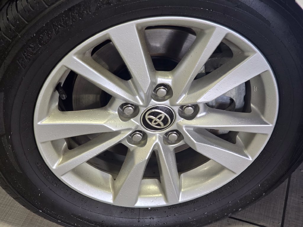 Certified 2025 Toyota Camry LE FWD image 9