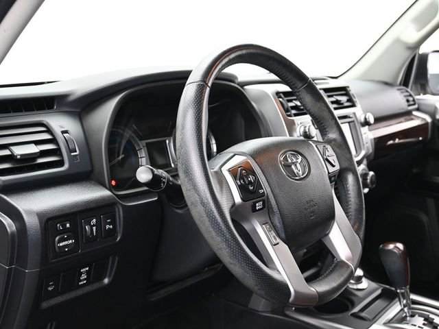 Used 2016 Toyota 4Runner SR5 image 14