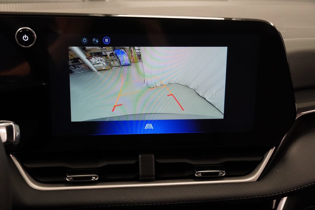 New 2027 Chevrolet Equinox LT FWD image 17