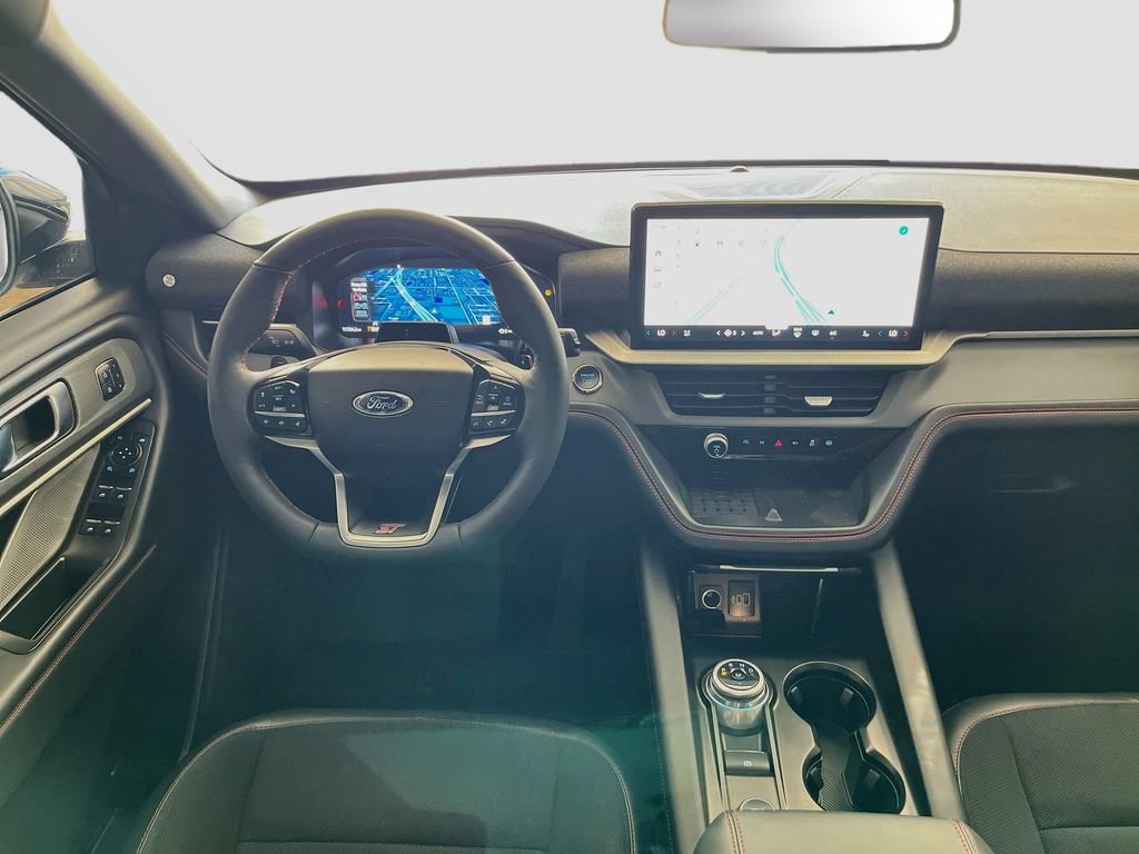 Used 2025 Ford Explorer ST AWD/4WD image 24
