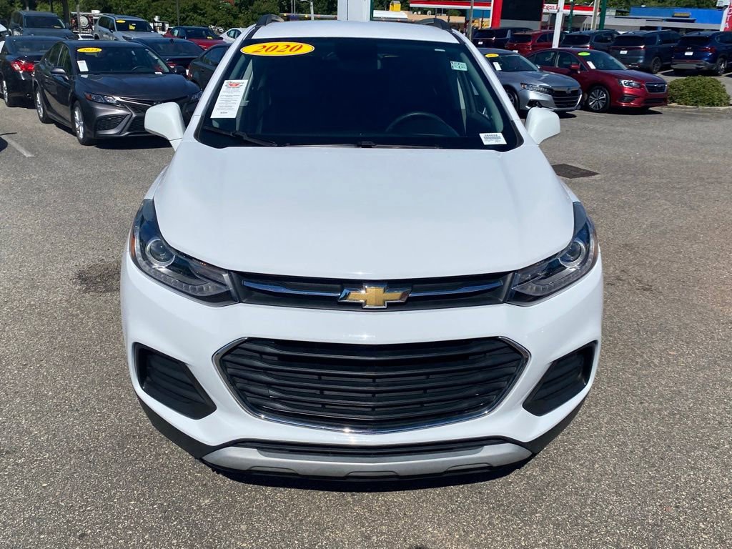 Used 2020 Chevrolet Trax LT w/ LT Convenience Package FWD image 18