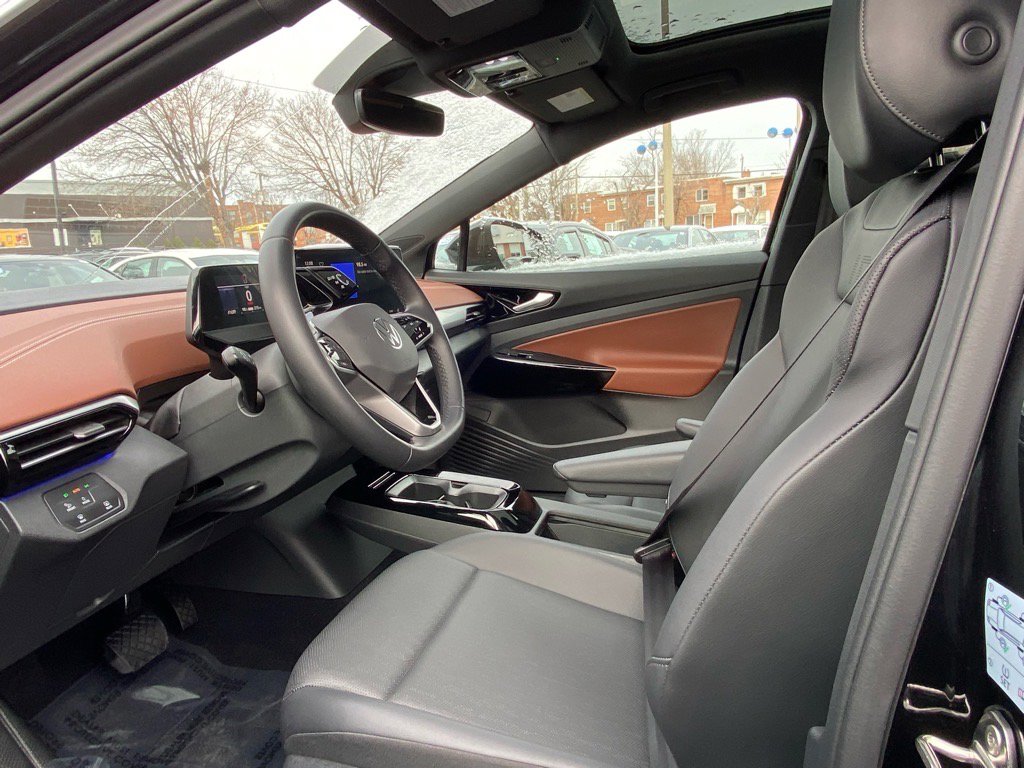 Certified 2022 Volkswagen ID.4 Pro S w/ Gradient Package image 10