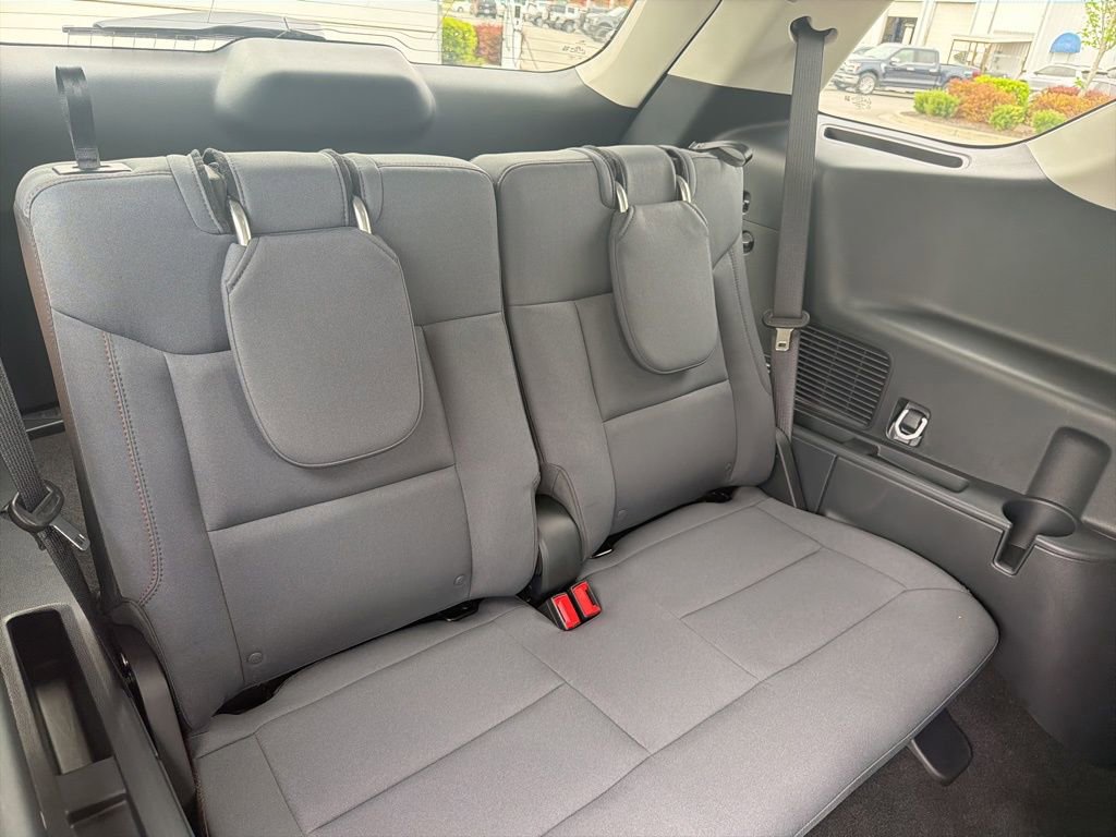 Certified 2026 Ford Explorer Active image 26