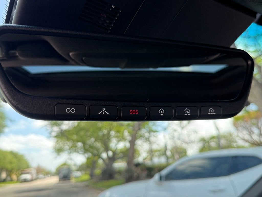 Used 2023 Genesis G70 2.0T w/ Sport Prestige Package RWD image 57